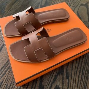 Hermes sandals Size 37